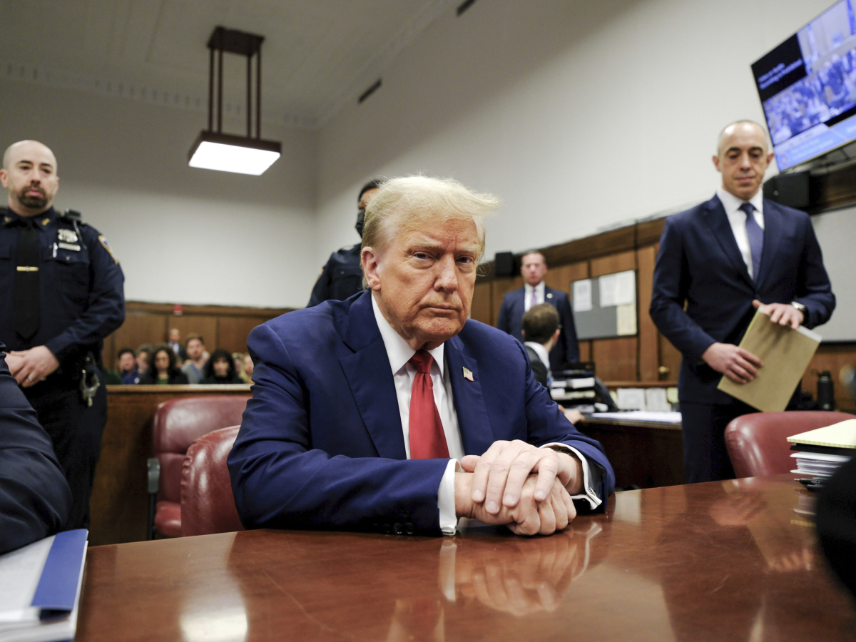 Доналд Тръмп в съдебната зала в Ню Йорк. Снимка: picture alliance / ASSOCIATED PRESS | Curtis Means