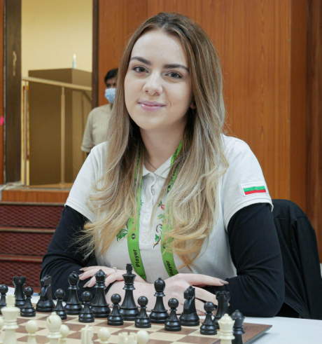 Българската шахматистка Нургюл Салимова достигна полуфинал!